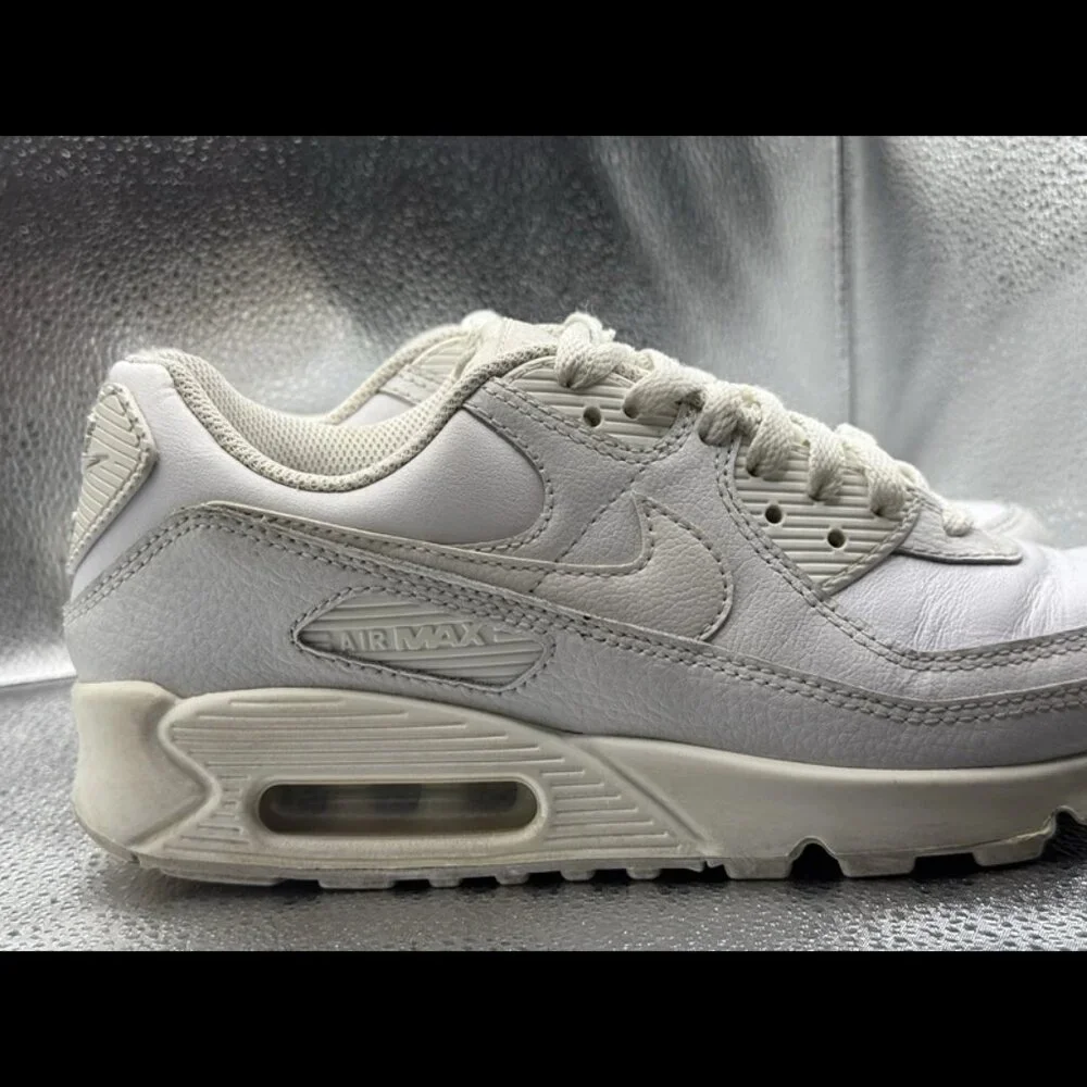 RARE Size 7.5 - Nike Men's Air‎ Max 90 Leather 'Triple White CZ5594-100